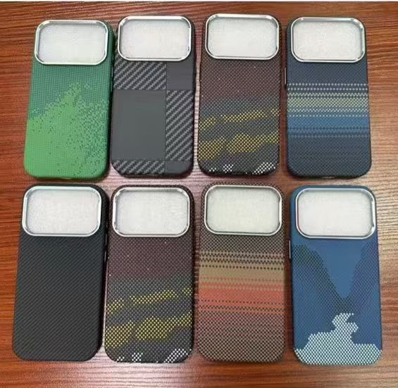 Image_20260217131707_36_14 Husă PC cu protecție pe 4 margini și MagSafe pentru iPhone - imagine 1