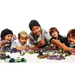 Hot Wheels mașinuță de bază, model aleatoriu - imagine 4
