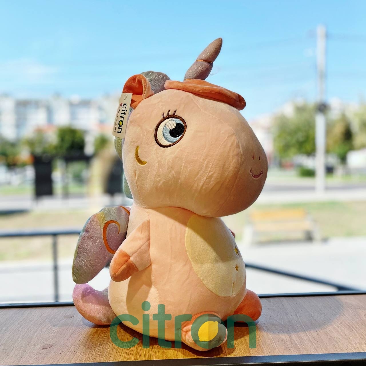 msg5498062030-131118 Jucărie de pluș Unicorn șezând, 40 cm (Mix) - imagine 1